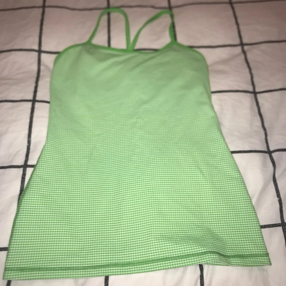 Lululemon tank